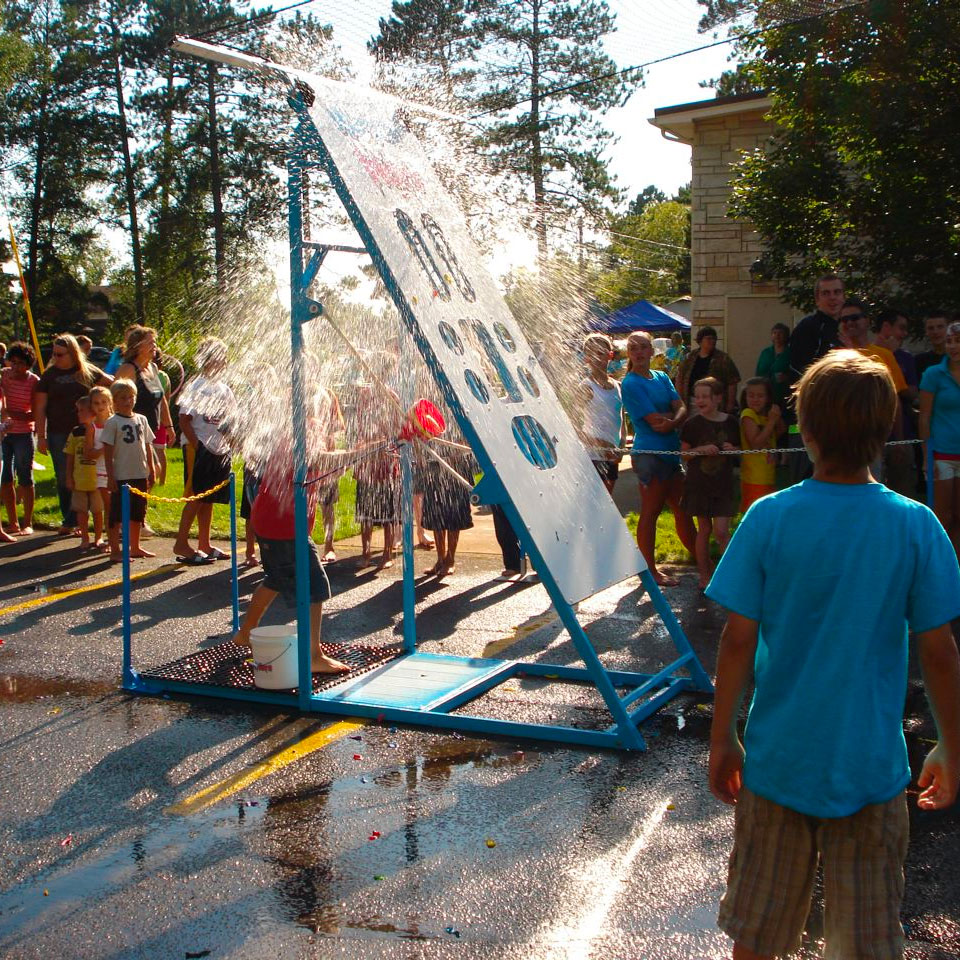 Splash Wars — interactive event activation by Gifie