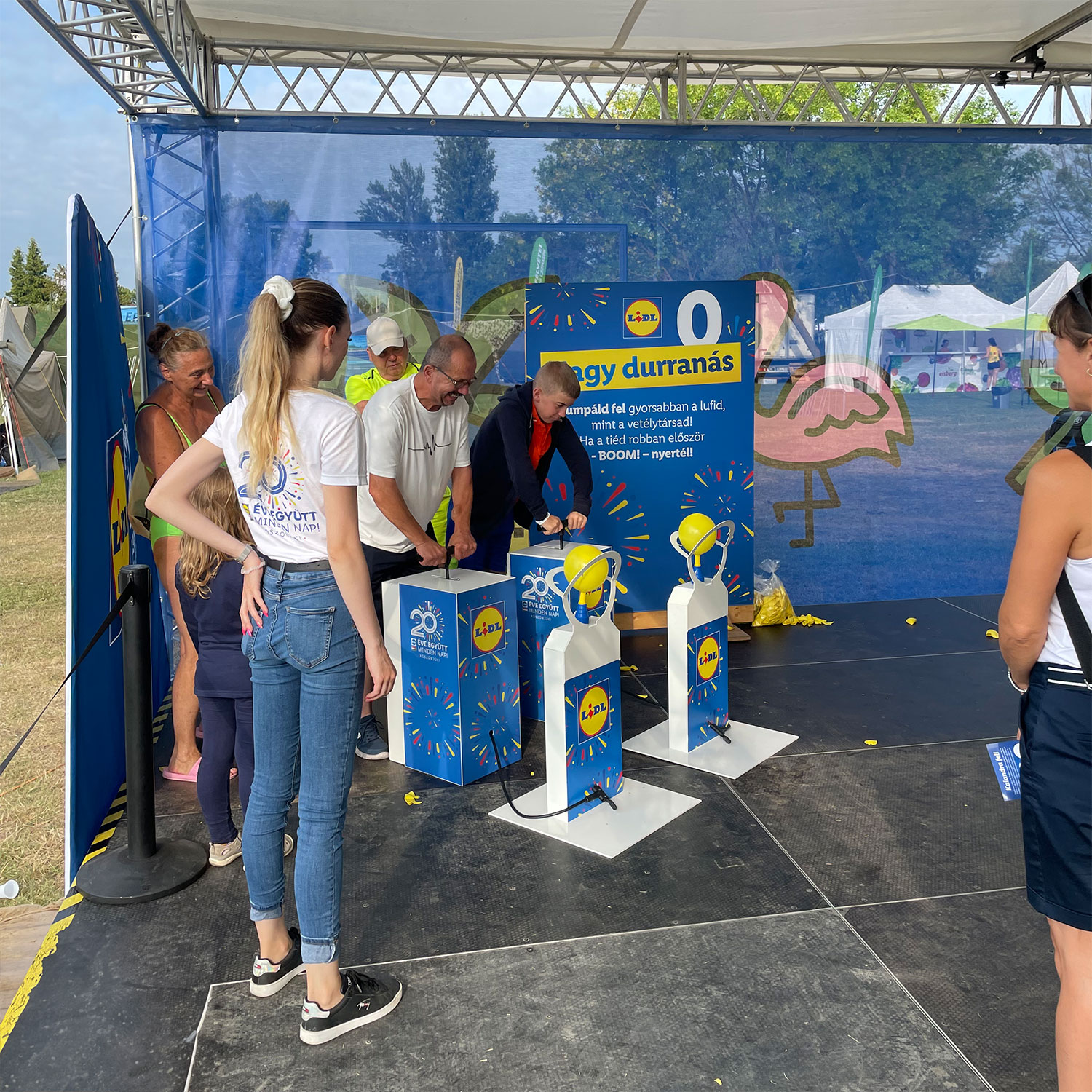 Boom Balloon — interactive event activation by Gifie